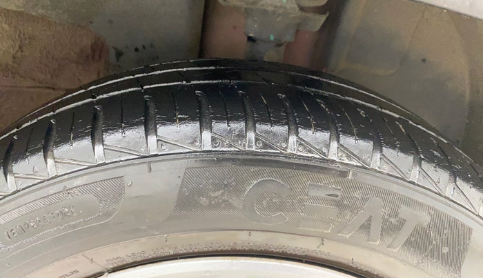 2020 Renault Kwid RXL 1.0, Petrol, Manual, 33,874 km, Right Front Tyre Tread