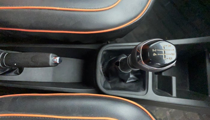 2020 Renault Kwid RXL 1.0, Petrol, Manual, 33,874 km, Gear Lever