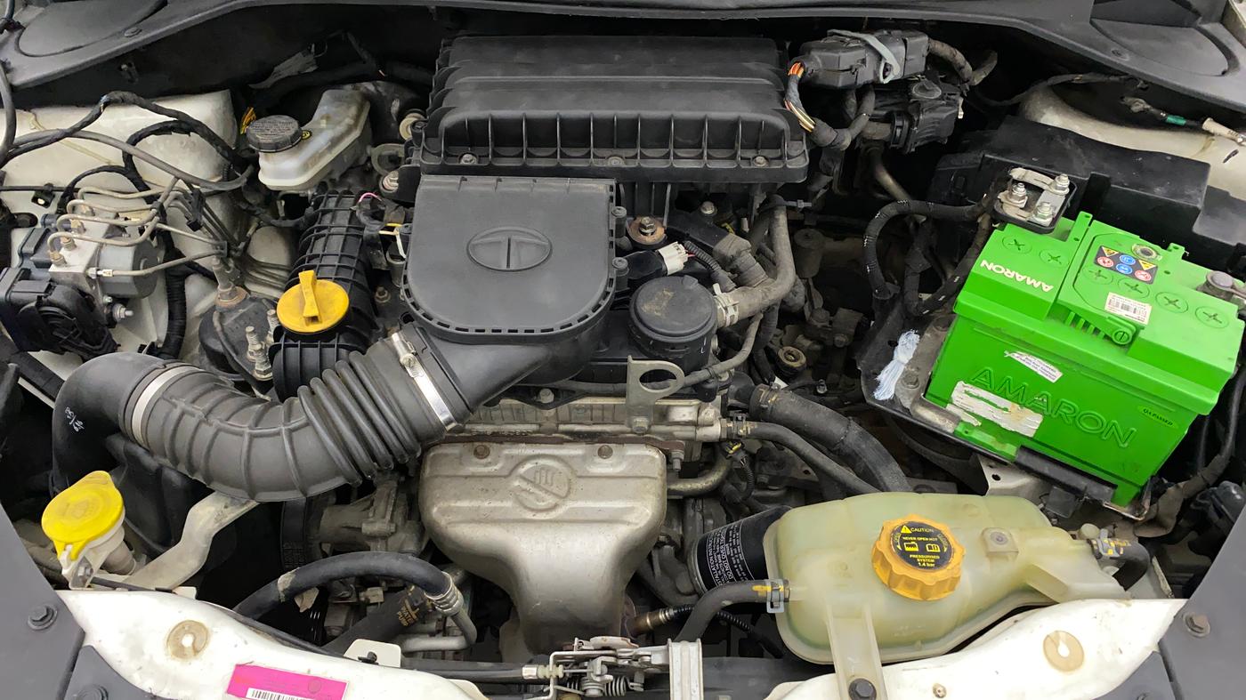 2018 Tata TIAGO NRG PETROL, Petrol, Manual, 58,160 km, Open Bonet