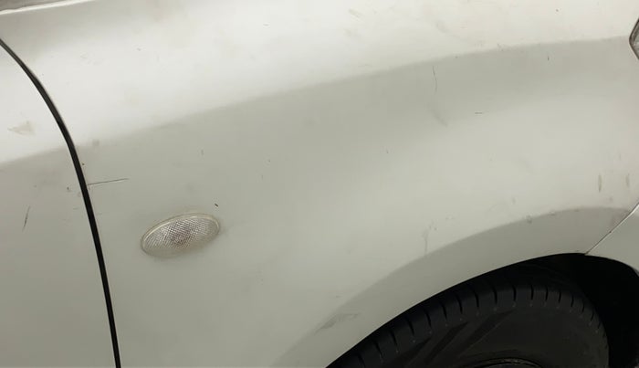 2018 Maruti Swift LXI, Petrol, Manual, 58,791 km, Right fender - Minor scratches