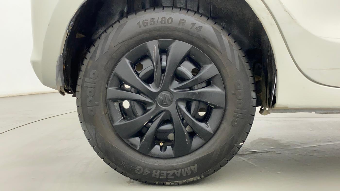 2018 Maruti Swift LXI, Petrol, Manual, 58,791 km, Right Rear Wheel