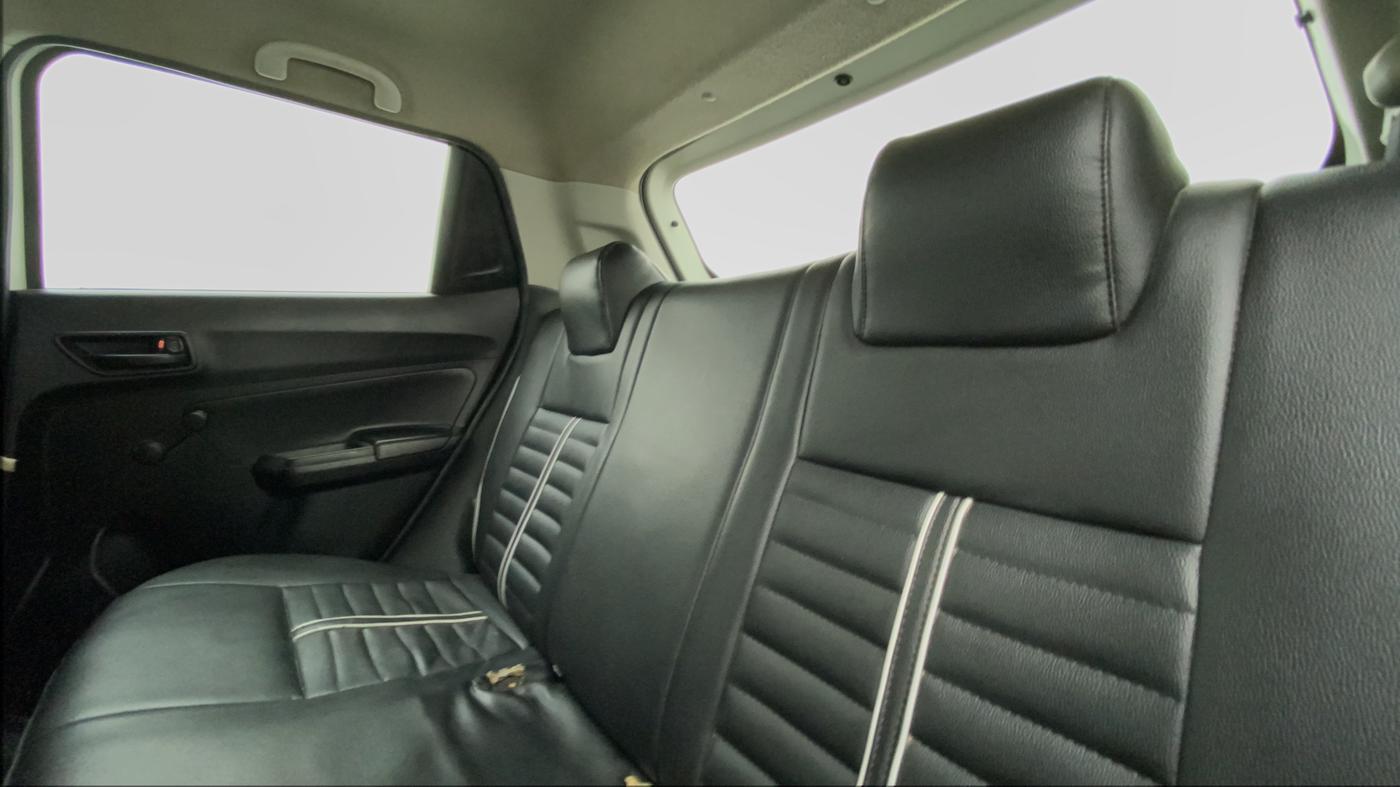 2018 Maruti Swift LXI, Petrol, Manual, 58,791 km, Right Side Rear Door Cabin