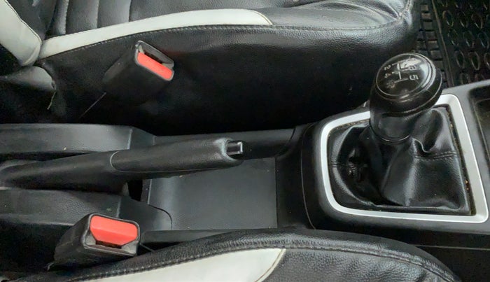 2018 Maruti Swift LXI, Petrol, Manual, 58,791 km, Gear Lever
