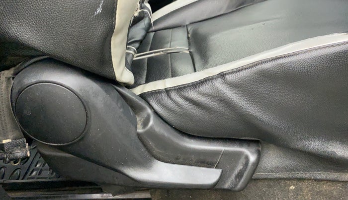 2018 Maruti Swift LXI, Petrol, Manual, 58,791 km, Driver Side Adjustment Panel