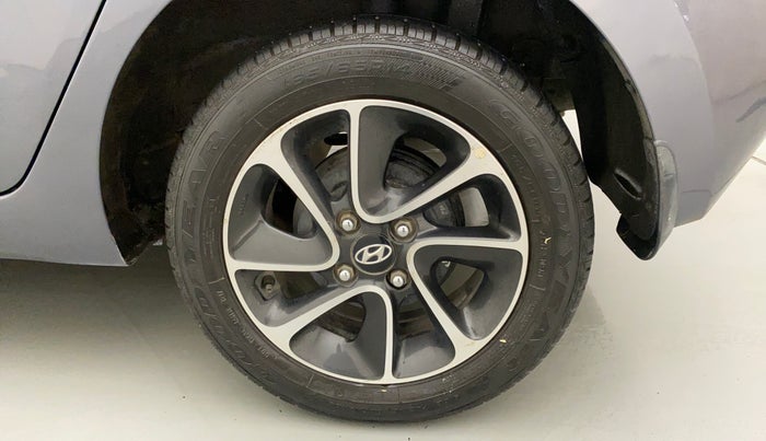 2017 Hyundai Grand i10 SPORTZ (O) AT 1.2 KAPPA VTVT, Petrol, Automatic, 13,546 km, Left Rear Wheel