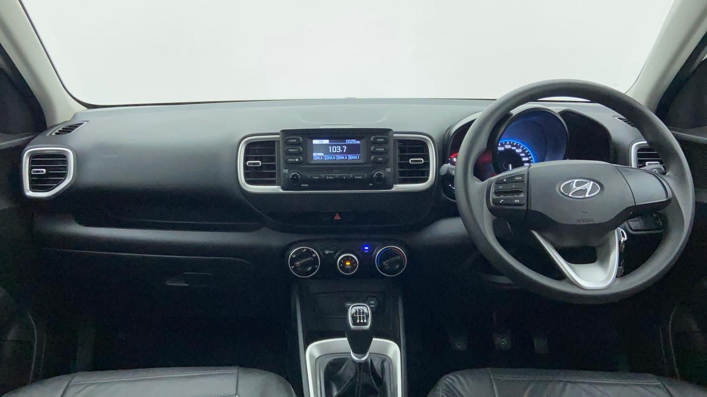 2021 Hyundai VENUE S 1.5 CRDI, Diesel, Manual, 12,764 km, Dashboard
