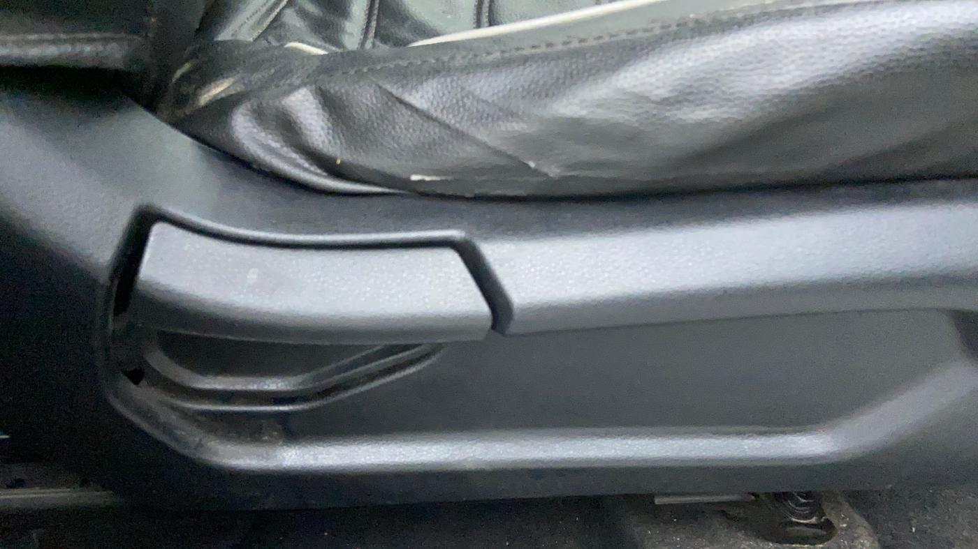 2021 Hyundai VENUE S 1.5 CRDI, Diesel, Manual, 12,764 km, Driver Side Adjustment Panel