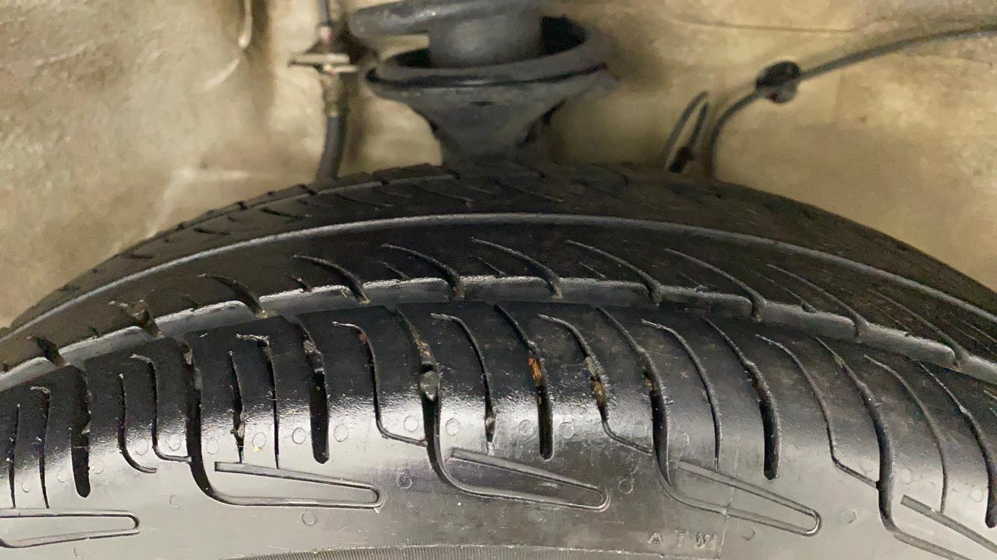 2020 Maruti Alto VXI, Petrol, Manual, 48,047 km, Right Front Tyre Tread