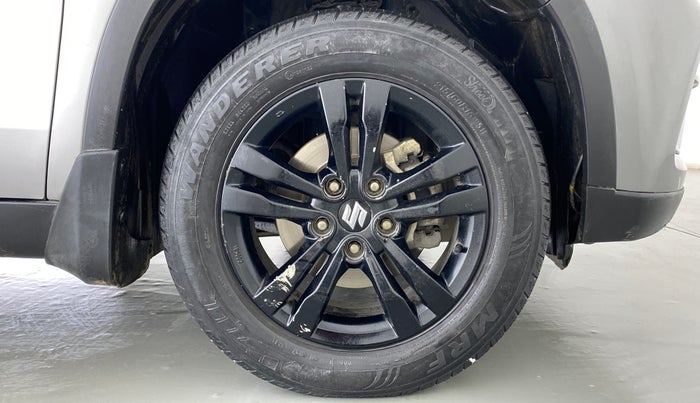 2018 Maruti Vitara Brezza ZDI PLUS AMT, Diesel, Automatic, 66,619 km, Right Front Wheel
