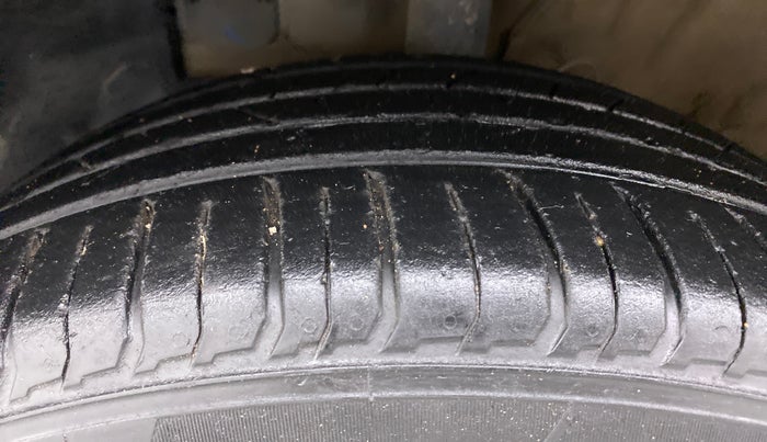 2021 Hyundai VENUE SX 1.0 (O) TURBO IMT, Petrol, Manual, 37,490 km, Left Front Tyre Tread