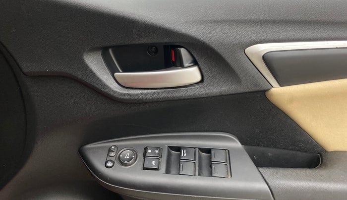 2018 Honda Jazz 1.2L I-VTEC VX CVT, Petrol, Automatic, 77,392 km, Driver Side Door Panels Control