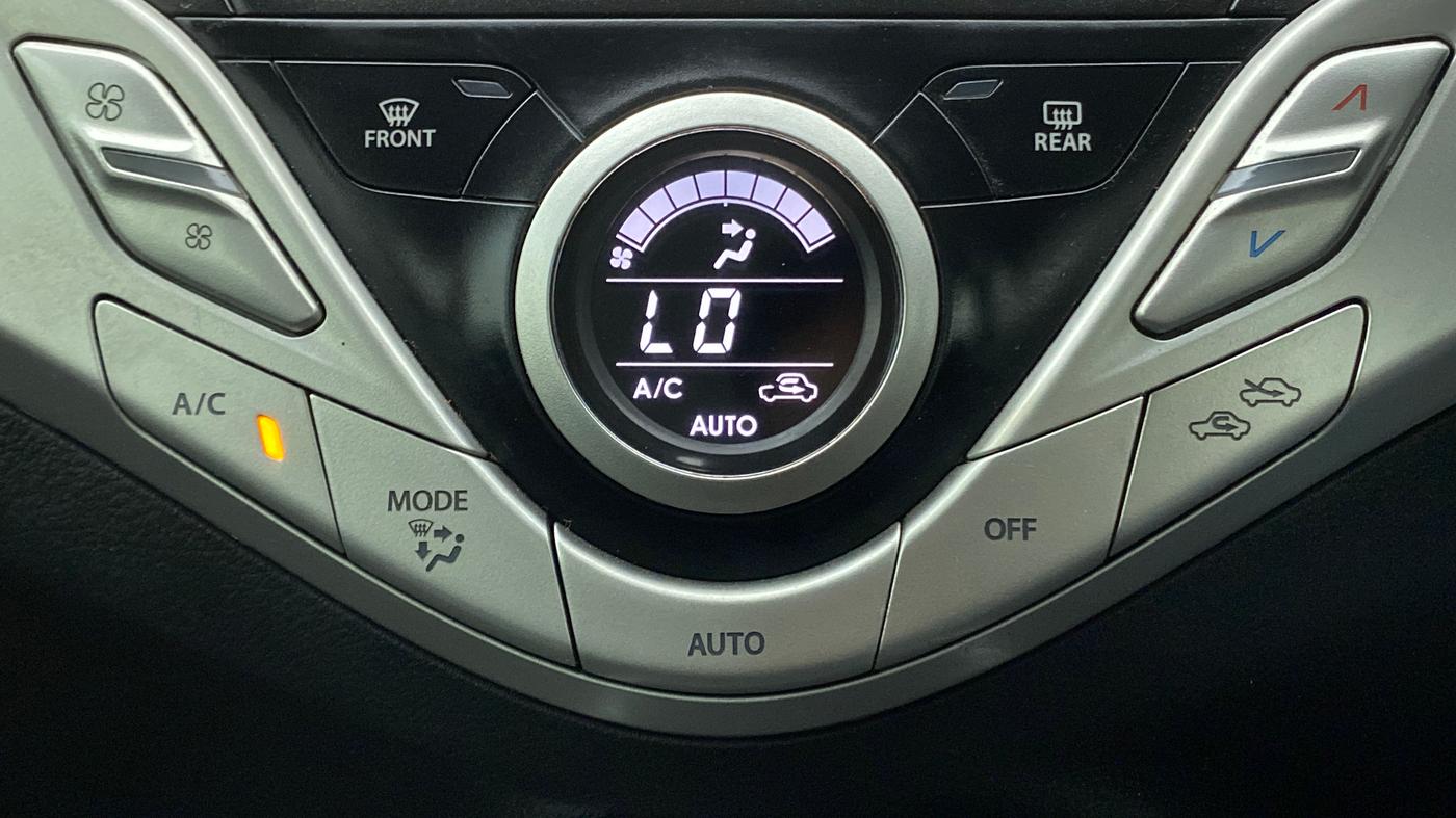 2017 Maruti Baleno RS 1.0 PETROL, Petrol, Manual, 43,330 km, Automatic Climate Control