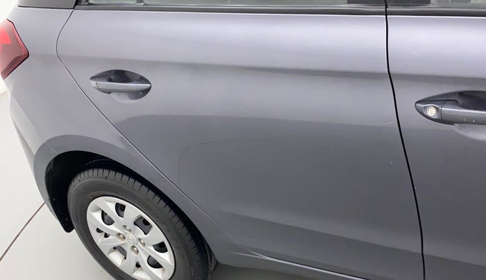 2016 Hyundai Elite i20 MAGNA 1.2, Petrol, Manual, 27,691 km, Right rear door - Minor scratches