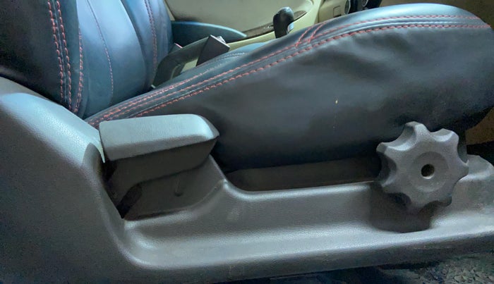 2016 Hyundai Verna 1.6 CRDI SX, Diesel, Manual, 1,02,496 km, Driver Side Adjustment Panel