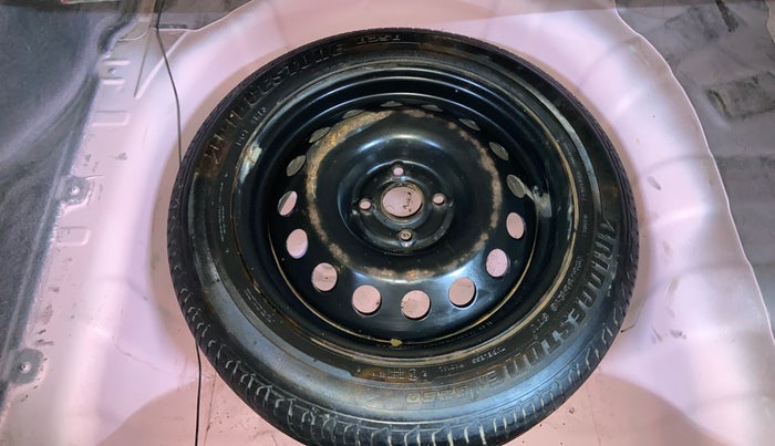 2016 Hyundai Verna 1.6 CRDI SX, Diesel, Manual, 1,02,496 km, Spare Tyre