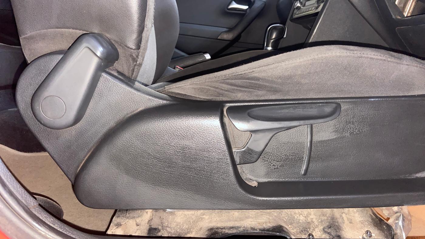 2016 Volkswagen Polo GT TSI AT, Petrol, Automatic, 1,29,229 km, Driver Side Adjustment Panel