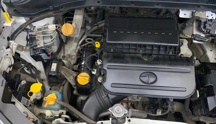 2022 Tata PUNCH ADVENTURE AMT, Petrol, Automatic, 30,374 km, Engine View - Right