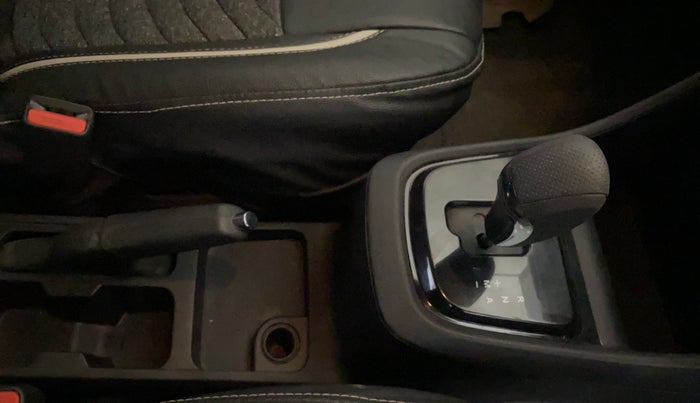 2022 Tata PUNCH ADVENTURE AMT, Petrol, Automatic, 30,374 km, Gear Lever