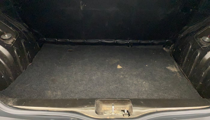 2020 Renault Kwid RXL, Petrol, Manual, 34,258 km, Boot Inside