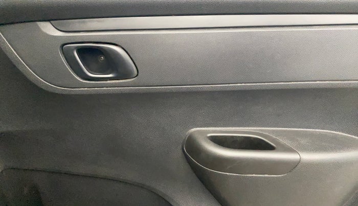 2020 Renault Kwid RXL, Petrol, Manual, 34,258 km, Driver Side Door Panels Control