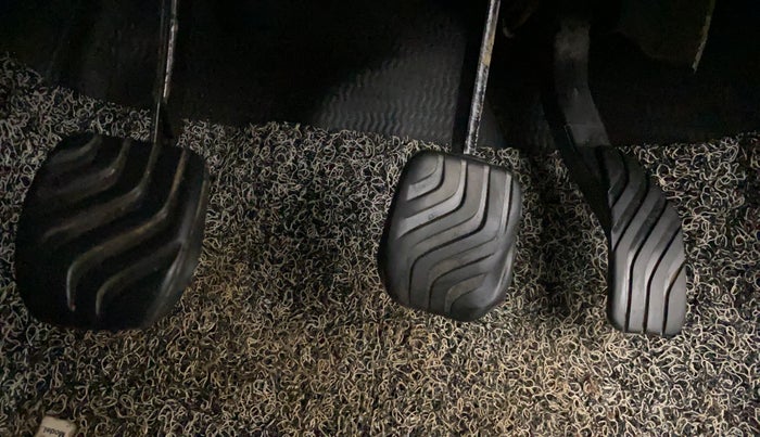 2020 Renault Kwid RXL, Petrol, Manual, 34,258 km, Pedals