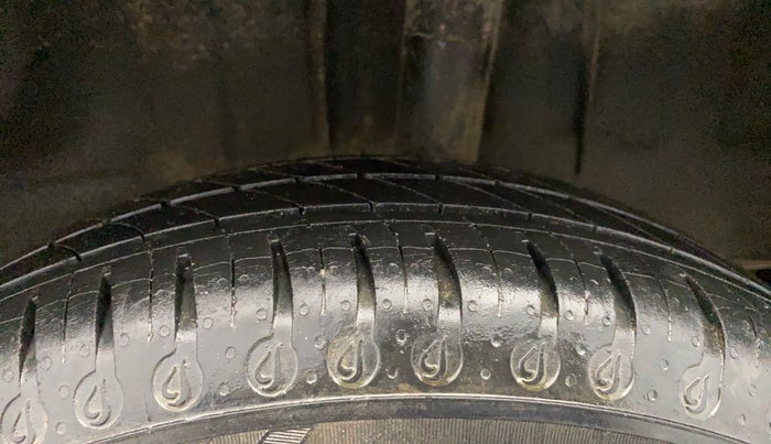 2020 Renault Kwid RXL, Petrol, Manual, 34,258 km, Left Rear Tyre Tread