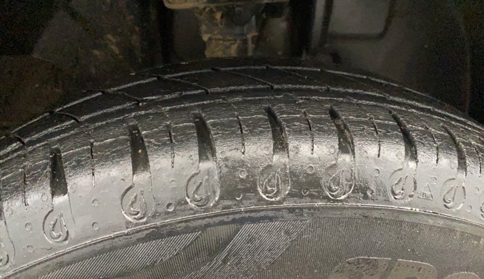 2020 Renault Kwid RXL, Petrol, Manual, 34,258 km, Right Front Tyre Tread