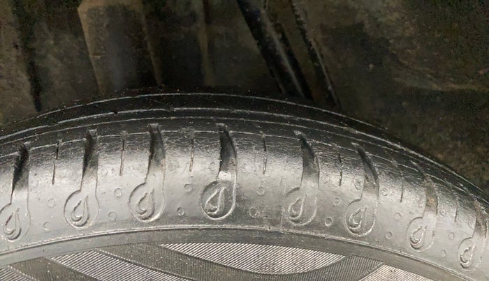 2020 Renault Kwid RXL, Petrol, Manual, 34,258 km, Right Rear Tyre Tread