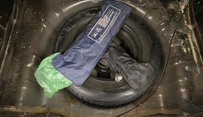 2020 Renault Kwid RXL, Petrol, Manual, 34,258 km, Spare Tyre