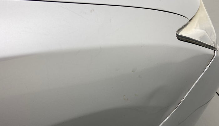 2014 Honda City 1.5L I-DTEC VX, Diesel, Manual, 98,940 km, Right fender - Minor scratches