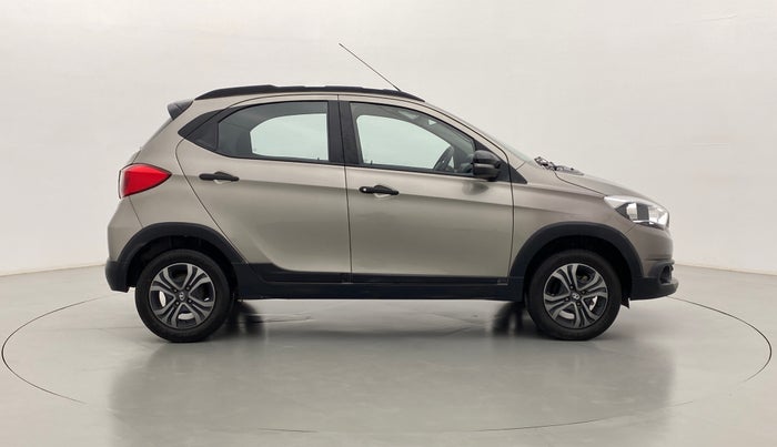 2018 Tata TIAGO NRG PETROL, Petrol, Manual, 32,918 km, Right Side View
