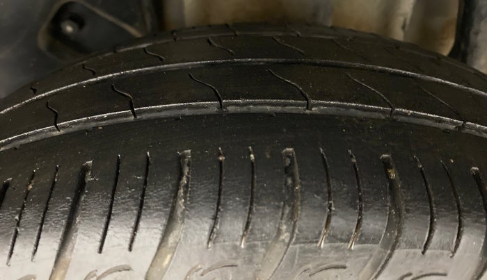 2018 Tata TIAGO NRG PETROL, Petrol, Manual, 32,918 km, Left Rear Tyre Tread