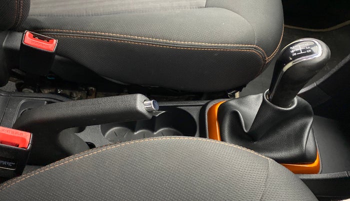 2018 Tata TIAGO NRG PETROL, Petrol, Manual, 32,918 km, Gear Lever