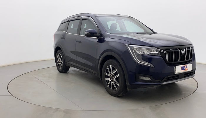 2022 Mahindra XUV700 AX 7 LUXURY P AT 7 STR, Petrol, Automatic, 49,176 km, Right Front Diagonal