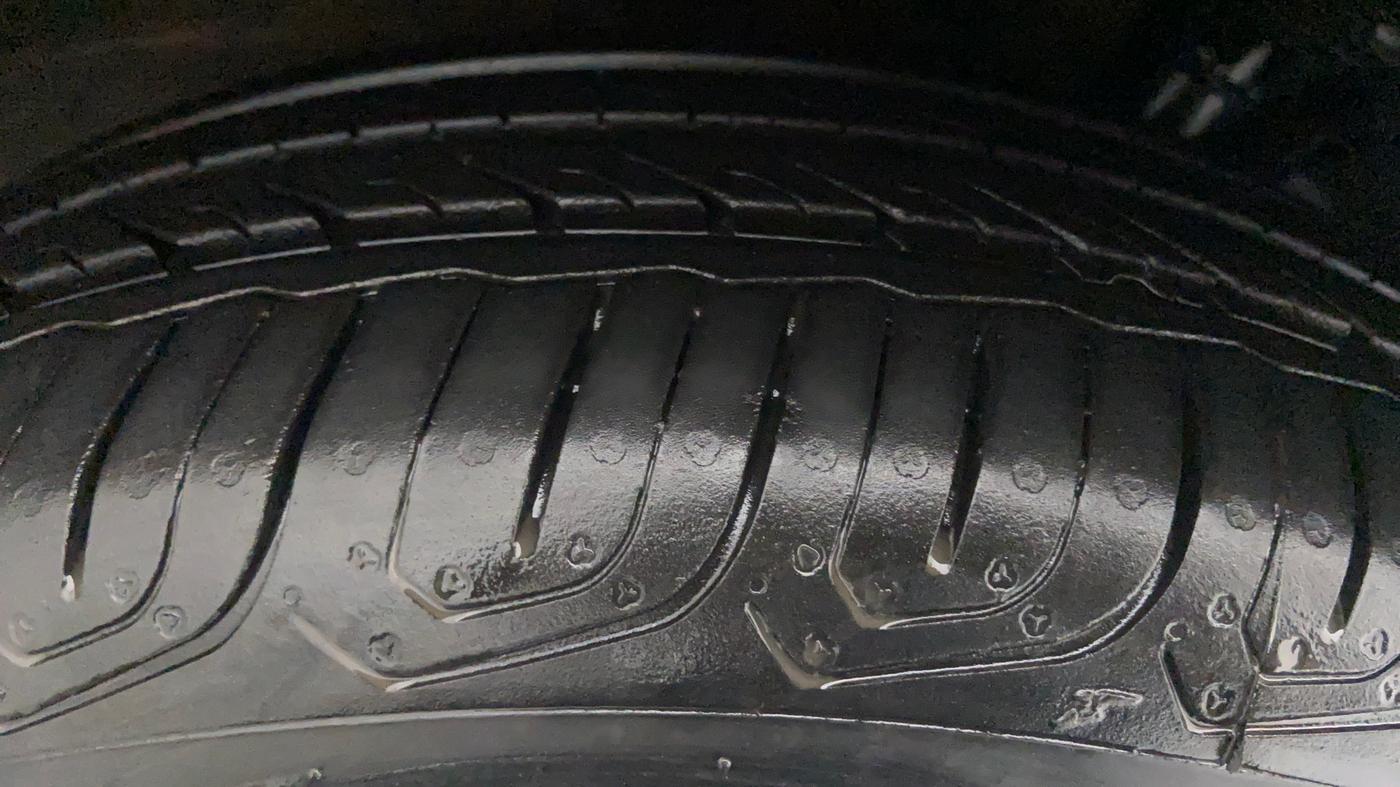 2015 Honda City VX MT DIESEL, Diesel, Manual, 80,107 km, Right Rear Tyre Tread