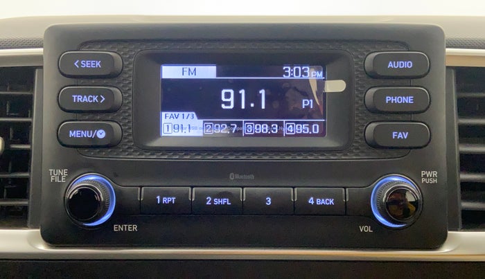 2019 Hyundai VENUE S MT 1.2 KAPPA, Petrol, Manual, 11,220 km, Infotainment System