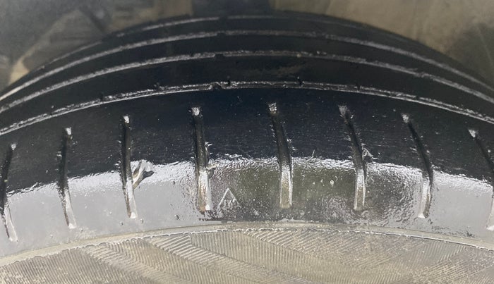 2019 Maruti Baleno ALPHA CVT PETROL 1.2, Petrol, Automatic, 63,898 km, Left Front Tyre Tread