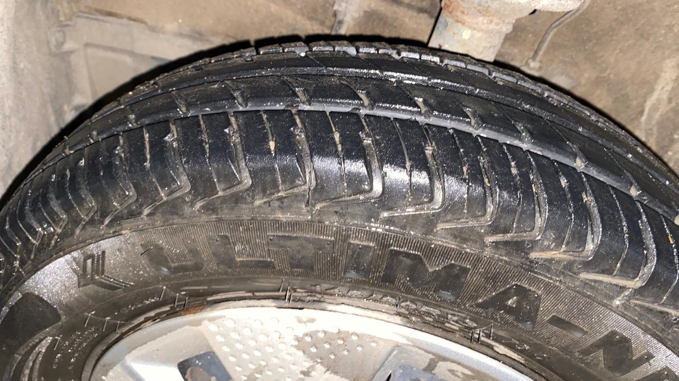 2024 Maruti Alto K10 VXI, Petrol, Manual, 19,351 km, Left Front Tyre Tread