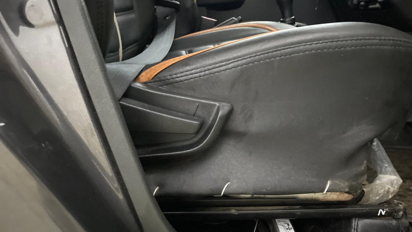 2024 Maruti Alto K10 VXI, Petrol, Manual, 19,351 km, Driver Side Adjustment Panel