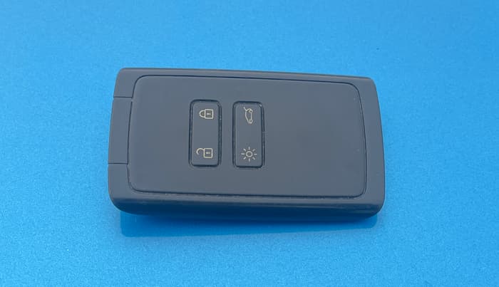 2021 Renault Kiger RXZ MT, Petrol, Manual, 30,773 km, Key Close Up