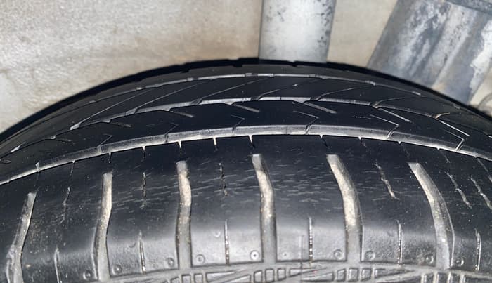 2015 Hyundai Xcent S 1.1 CRDI, Diesel, Manual, 66,545 km, Left Rear Tyre Tread