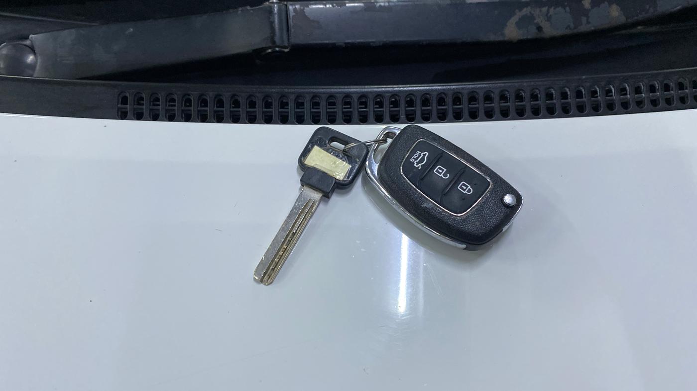 2015 Hyundai Xcent S 1.1 CRDI, Diesel, Manual, 66,545 km, Key Close Up
