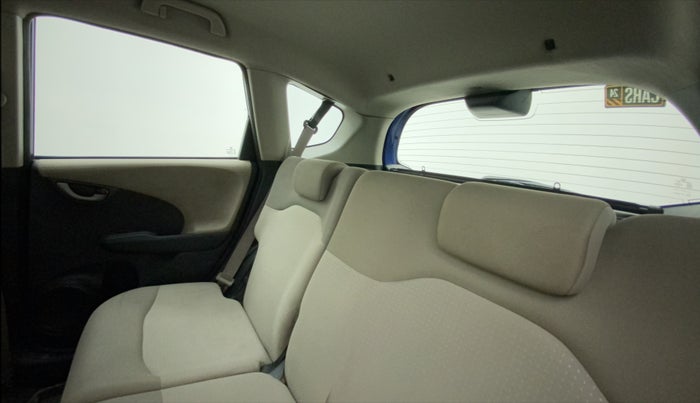 2011 Honda Jazz 1.2L I-VTEC BASE, Petrol, Manual, 1,05,985 km, Right Side Rear Door Cabin
