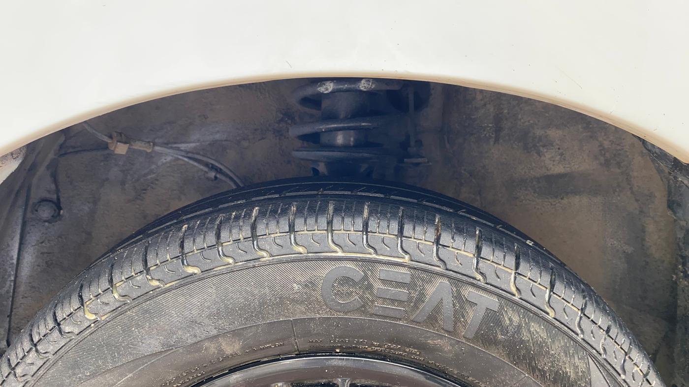 2021 Maruti Alto VXI PLUS, Petrol, Manual, 82,571 km, Left Front Tyre Tread