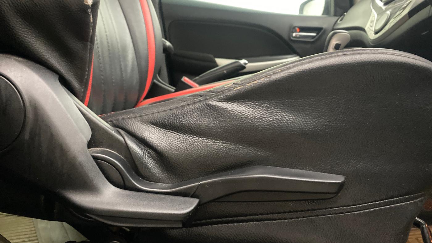2018 Maruti Baleno ALPHA CVT PETROL 1.2, Petrol, Automatic, 61,605 km, Driver Side Adjustment Panel