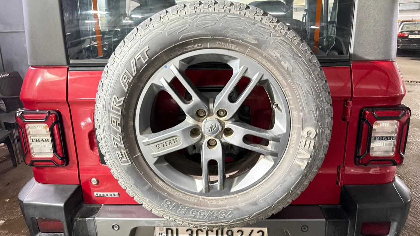 2021 Mahindra Thar LX PETROL HT 4WD AT, Petrol, Automatic, 34,634 km, Spare Tyre