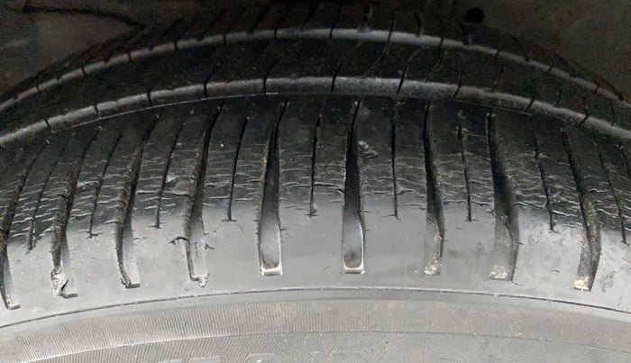 2014 Honda City SV MT PETROL, Petrol, Manual, 63,200 km, Left Front Tyre Tread