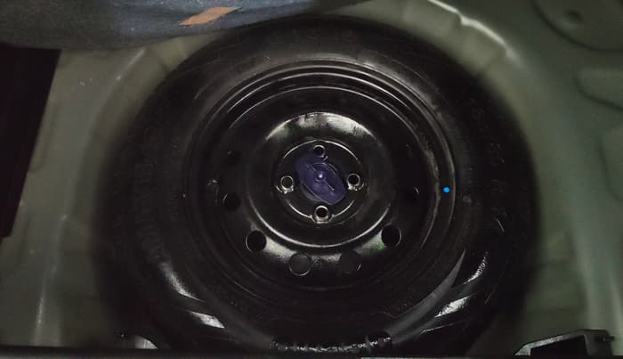2019 Maruti Swift VXI, Petrol, Manual, 66,403 km, Spare Tyre