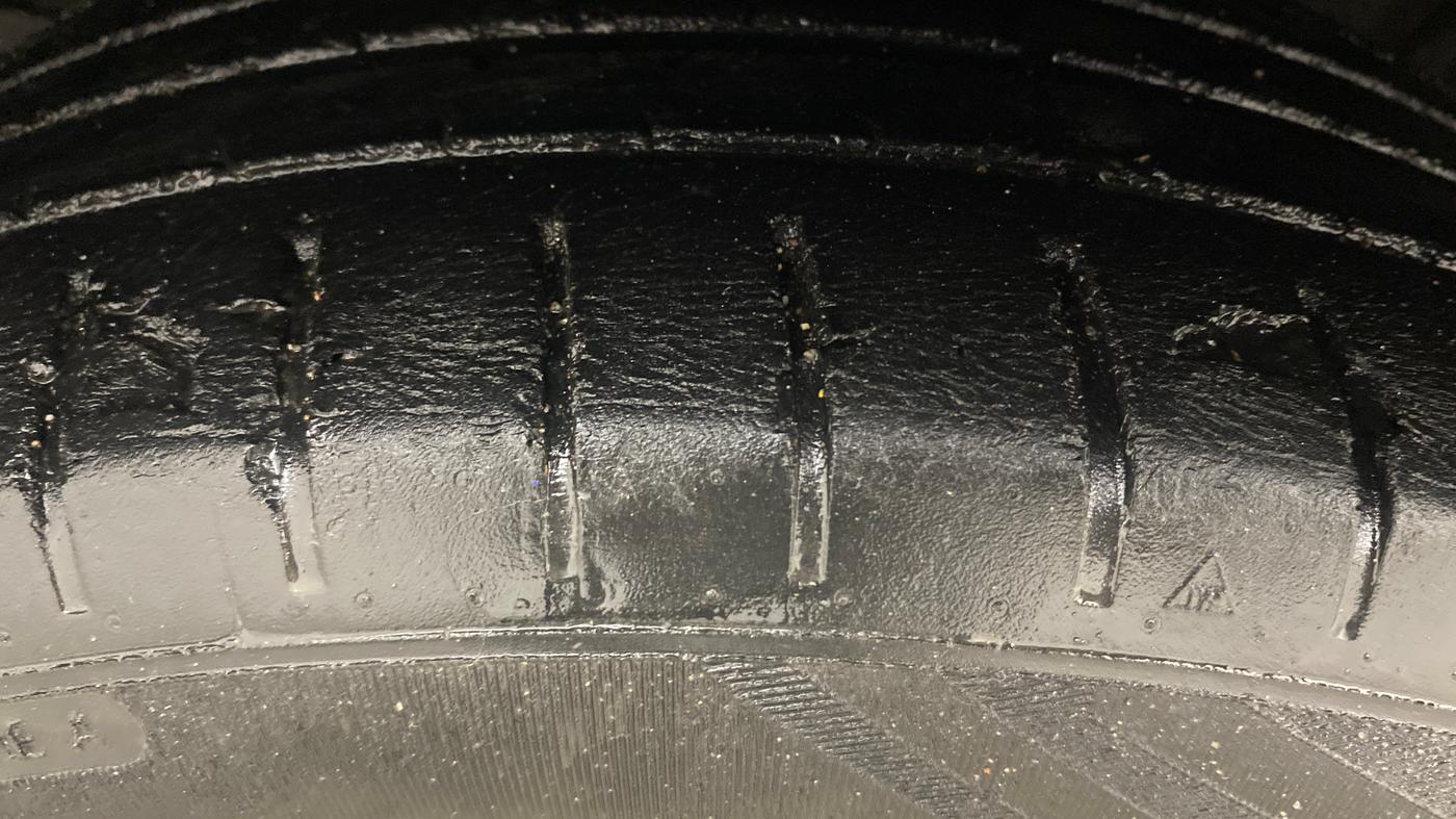 2020 Maruti Baleno ZETA CVT PETROL 1.2, Petrol, Automatic, 62,631 km, Left Front Tyre Tread