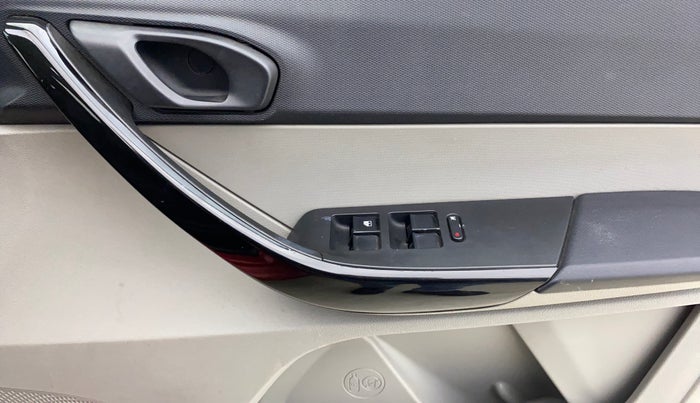 2019 Tata Tiago XZA PETROL, Petrol, Automatic, 45,133 km, Driver Side Door Panels Control